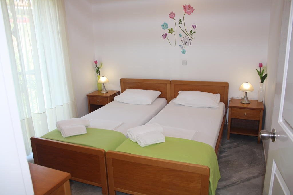 Iris Apartments Chrani Pokoj fotografie