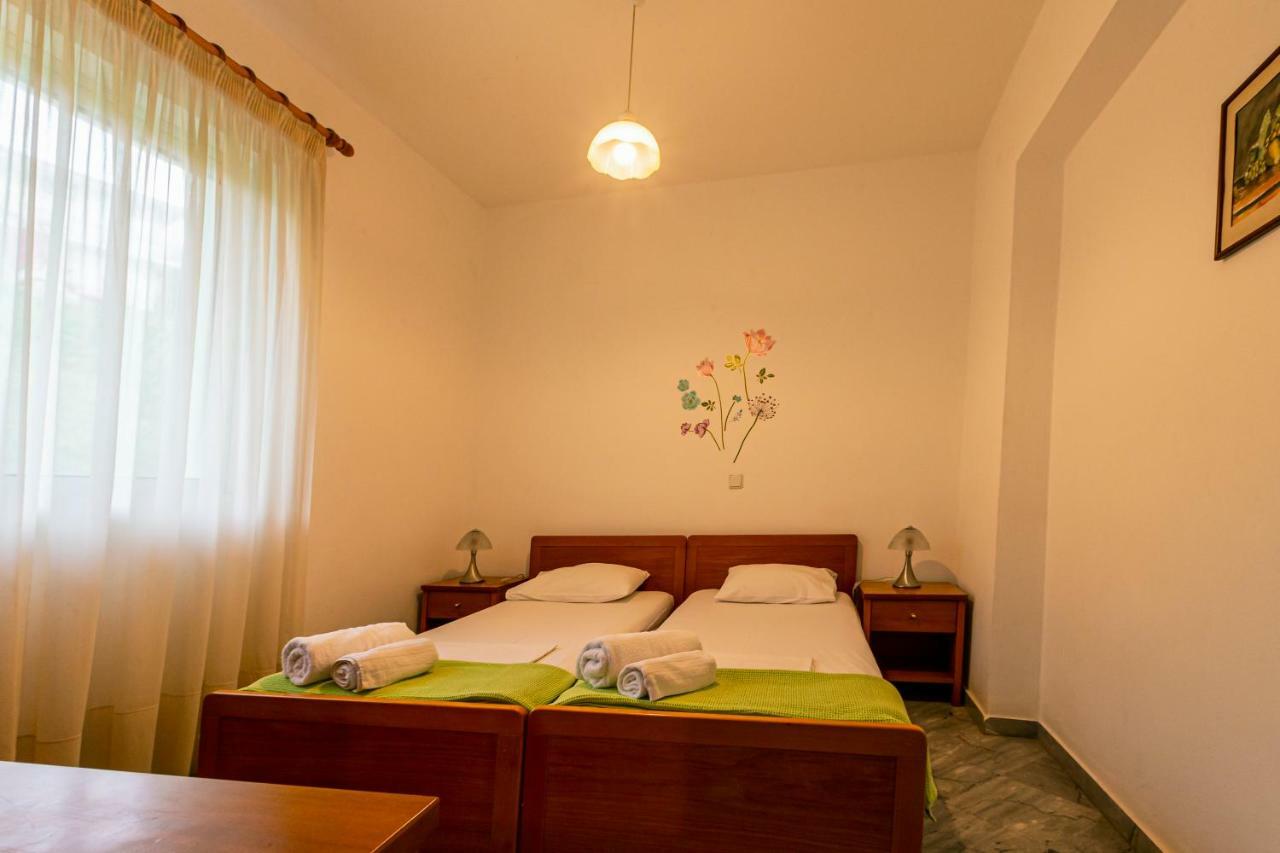 Iris Apartments Chrani Exteriér fotografie