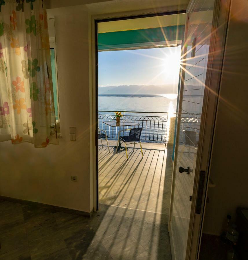 Iris Apartments Chrani Exteriér fotografie